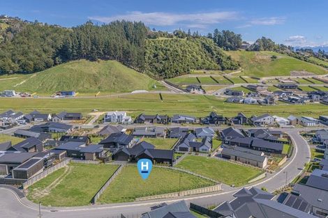 Photo of property in 24 Carex Rise, Cracroft, Christchurch, 8022