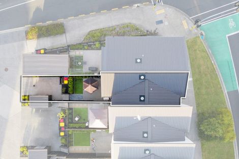 Photo of property in 62 Hobsonville Point Road, Hobsonville, Auckland, 0616