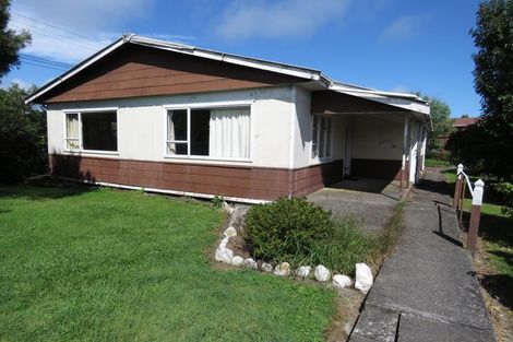 Photo of property in 120 Derby Street, Westport, 7825