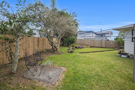 Photo of property in 7 Leonard Place, Onerahi, Whangarei, 0110