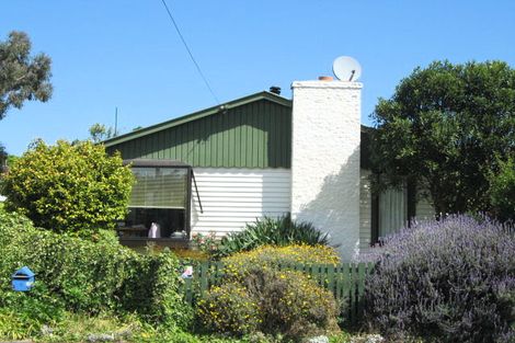 Photo of property in 6 Vancouver Crescent, Wainoni, Christchurch, 8061