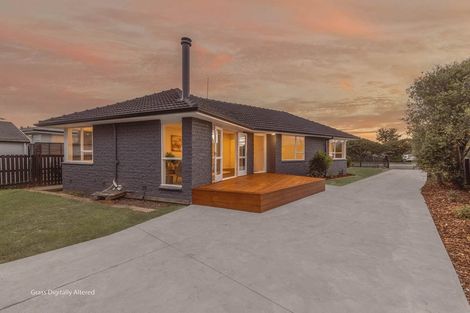 Photo of property in 367 Mairehau Road, Parklands, Christchurch, 8083