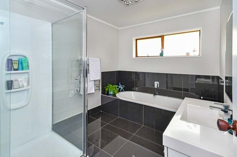 Photo of property in 3 Mill End, Pahurehure, Papakura, 2113