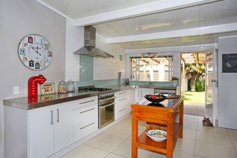 Photo of property in 9 Gibson Road, Tuakau, 2121