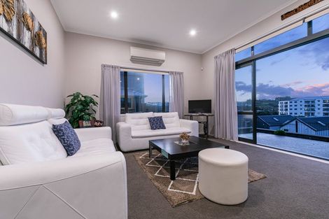 Photo of property in 41 Maka Terrace, Orewa, 0931