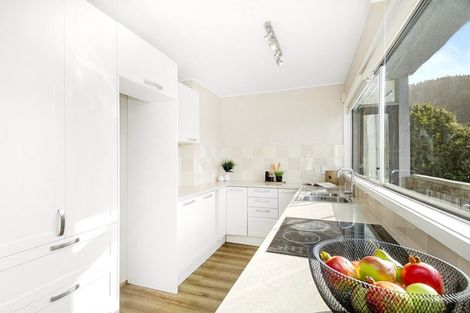 Photo of property in 1a Woodstock Terrace, Tawa, Wellington, 5028