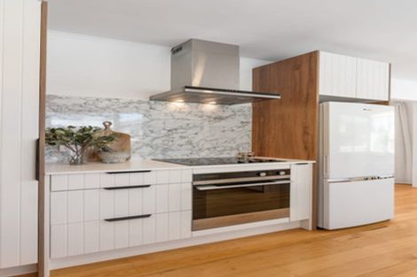 Photo of property in 1/10 Raines Avenue, Forrest Hill, Auckland, 0620