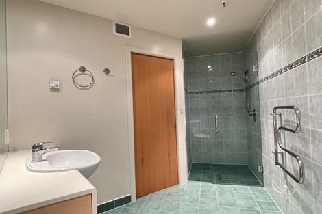 Photo of property in 12/80u Salamanca Road, Kelburn, Wellington, 6012