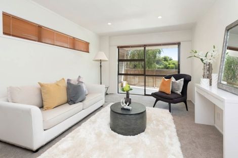 Photo of property in 9 Lastel Place, Shelly Park, Auckland, 2014