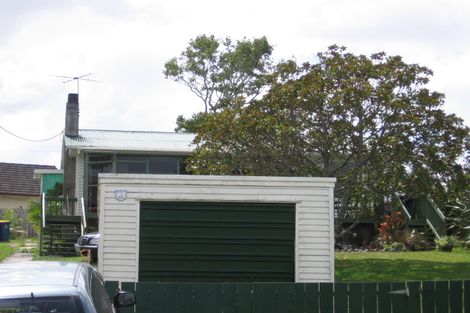 Photo of property in 139 Lancaster Road, Beach Haven, Auckland, 0626