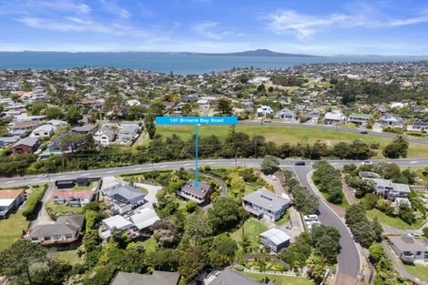 Photo of property in 141 Browns Bay Road, Browns Bay, Auckland, 0630