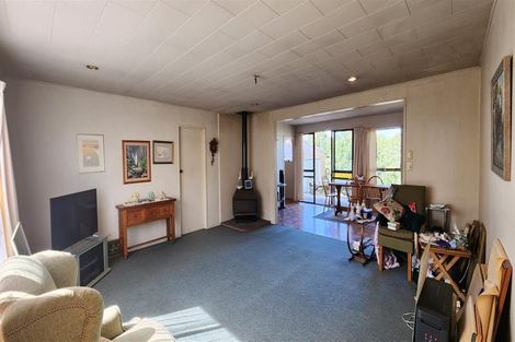 Photo of property in 33 Higginson Street, Otane, 4202