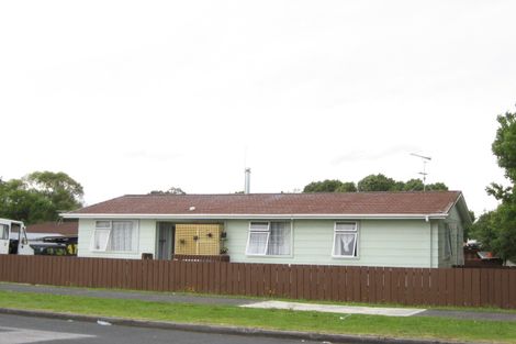 Photo of property in 94 Kayes Road, Pukekohe, 2120