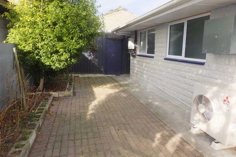 Photo of property in 330 Yaldhurst Road, Russley, Christchurch, 8042