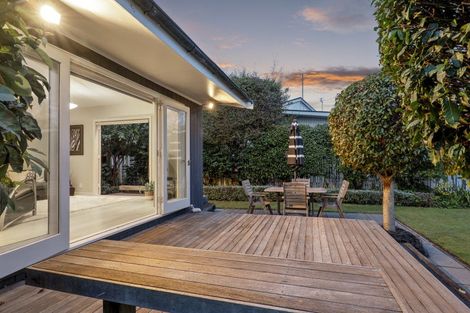 Photo of property in 209 Ilam Road, Ilam, Christchurch, 8041