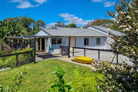 Photo of property in 57 Hauraki Road, Leigh, Warkworth, 0985