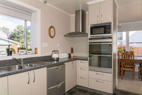 Photo of property in 25 Victoria Avenue, Dannevirke, 4930