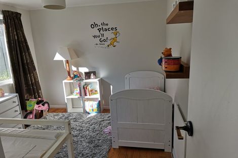 Photo of property in 8 Shelley Street, Titahi Bay, Porirua, 5022