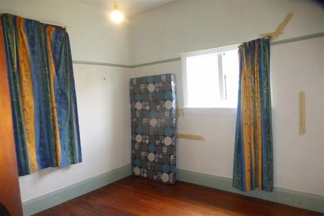 Photo of property in 125 Holly Road, St Albans, Christchurch, 8014