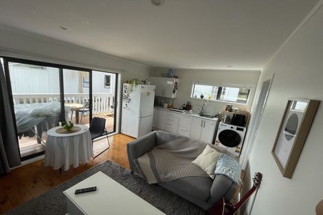 Photo of property in 39 Dakota Avenue, Beach Haven, Auckland, 0626