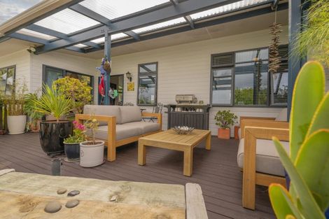 Photo of property in 9 Kenneth Avenue, Whitianga, 3510