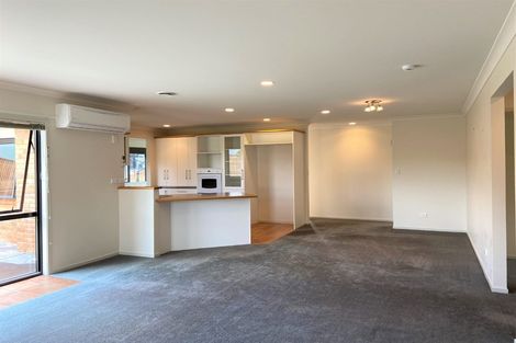 Photo of property in 420 Mangorei Road, Highlands Park, New Plymouth, 4312