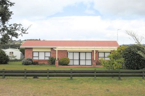 Photo of property in 117 Kiwi Road, Whangamata, 3620