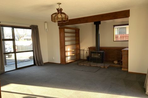 Photo of property in 52 Momorangi Crescent, Redwood, Christchurch, 8051