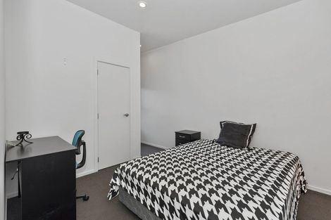 Photo of property in 100u9 Knighton Road, Hillcrest, Hamilton, 3216