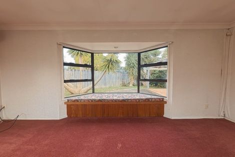 Photo of property in 591 Great South Road, Rosehill, Papakura, 2113