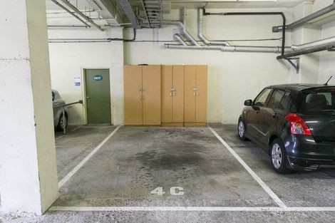 Photo of property in Qba Apartments, 4c/51 Webb Street, Mount Cook, Wellington, 6011