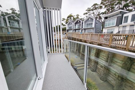 Photo of property in 10 Tai Lane, Whitby, Porirua, 5024