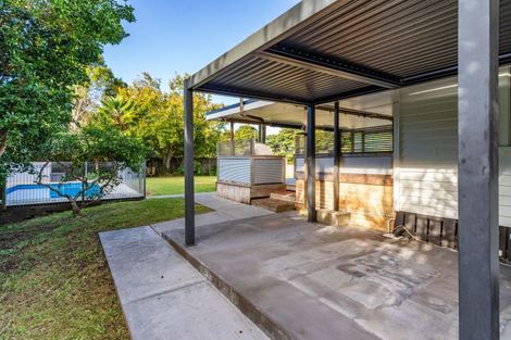 Photo of property in 2 Memorial Drive, Parahaki, Whangarei, 0112