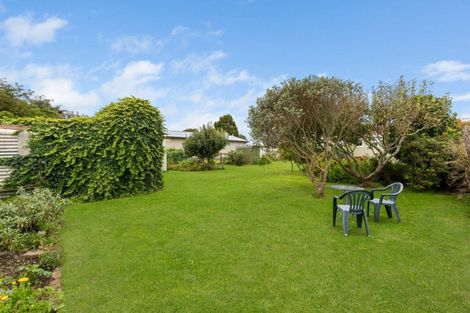 Photo of property in 5 Gloag Street, Waverley, 4510