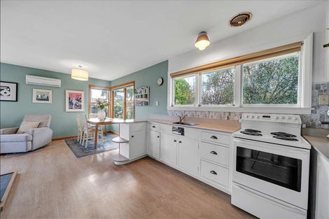 Photo of property in 17 Courage Road, Amberley, 7410