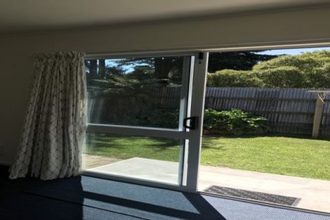Photo of property in 30b Roche Avenue, Upper Riccarton, Christchurch, 8041