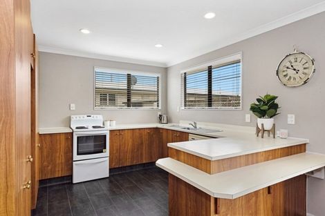 Photo of property in 48 Splitt Avenue, Glenview, Hamilton, 3206