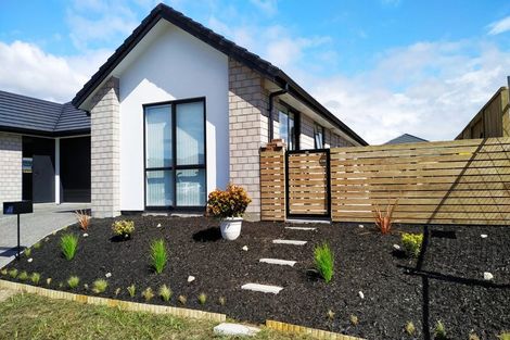 Photo of property in 25 Tamapahore Boulevard, Papamoa Beach, Papamoa, 3118