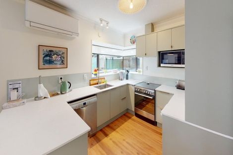 Photo of property in 11a Rangitane Street, Palmerston North, 4414