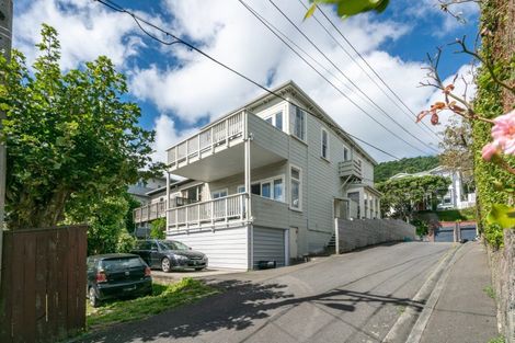 Photo of property in 41 Brougham Street, Mount Victoria, Wellington, 6011