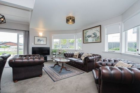 Photo of property in 55 Lake Crescent, Hamilton Lake, Hamilton, 3204