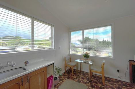 Photo of property in 15 Esplanade, Te Kuiti, 3910