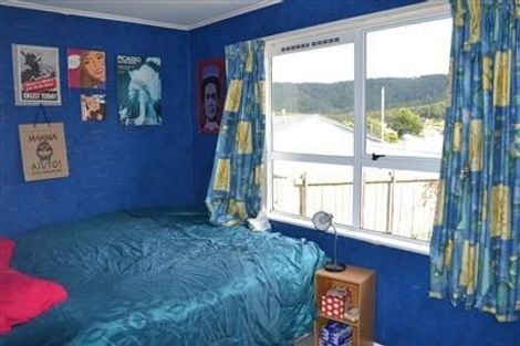 Photo of property in 8 Manurewa Grove, Wainuiomata, Lower Hutt, 5014