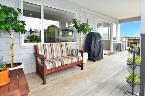 Photo of property in 9a Melia Place, Stanmore Bay, Whangaparaoa, 0932
