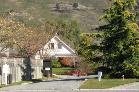 Photo of property in 10 Mill End, Wanaka, 9305