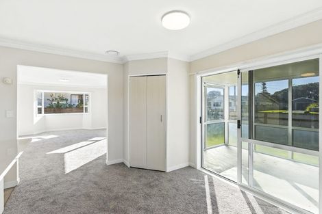 Photo of property in 5 Karaka Street, Otaki Beach, Otaki, 5512
