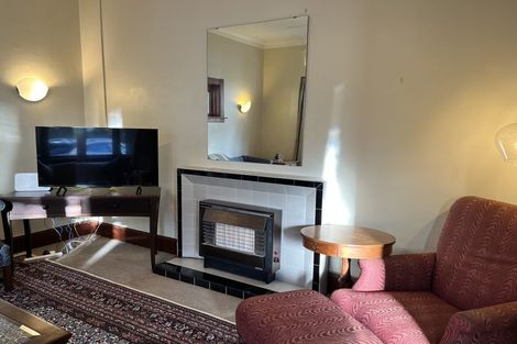 Photo of property in 1/184 The Parade, Island Bay, Wellington, 6023