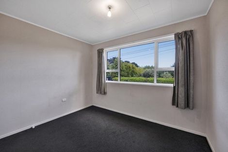 Photo of property in 21 Manawapou Road, Hawera, 4610
