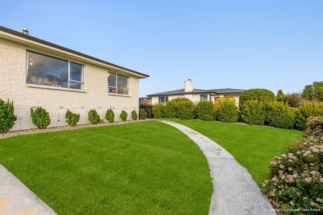 Photo of property in 2 Dale Crescent, East Gore, Gore, 9710