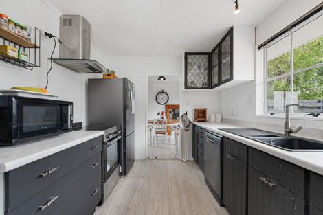 Photo of property in 37 Fraser Drive, Feilding, 4702